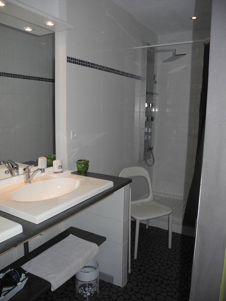 Le Comptoir Du Ranc De Bannes Hotel Sumene Bagian luar foto