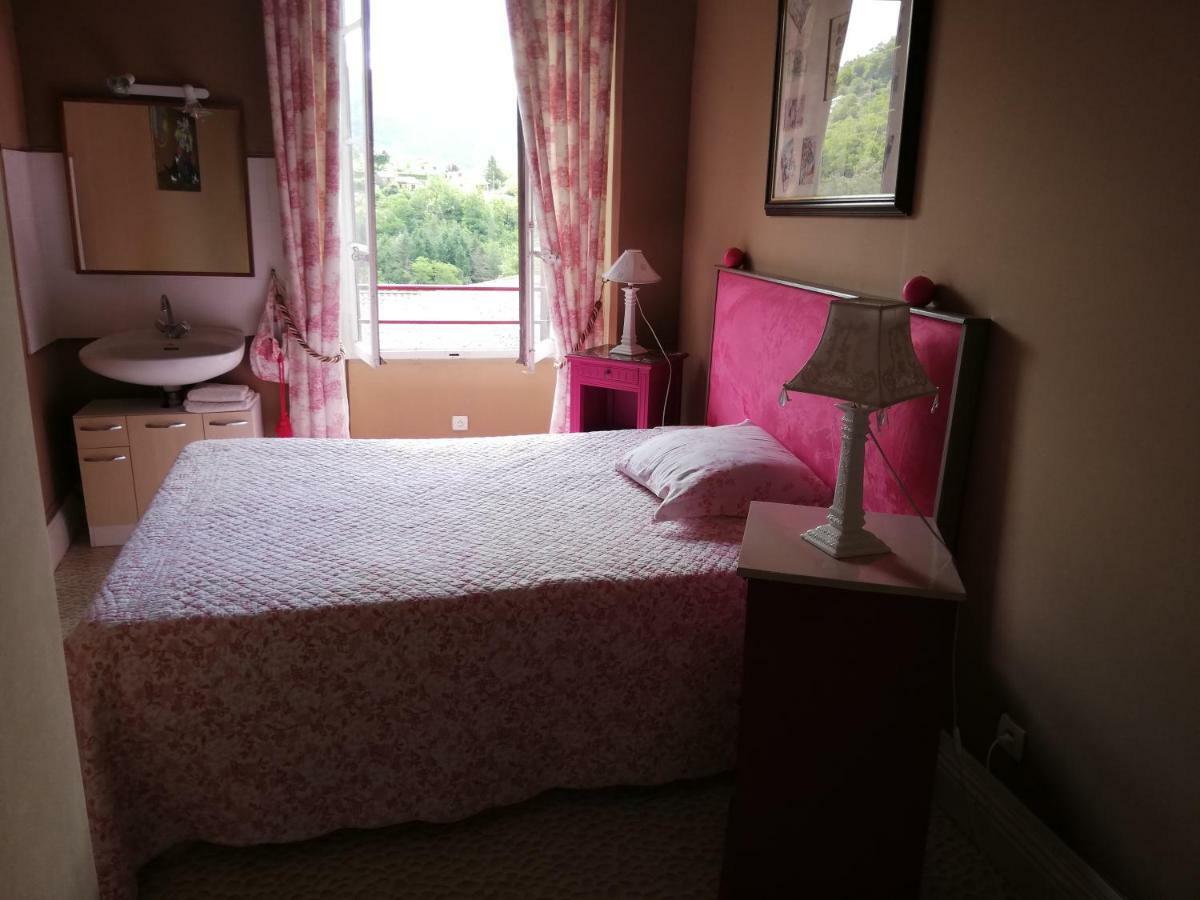Le Comptoir Du Ranc De Bannes Hotel Sumene Bagian luar foto